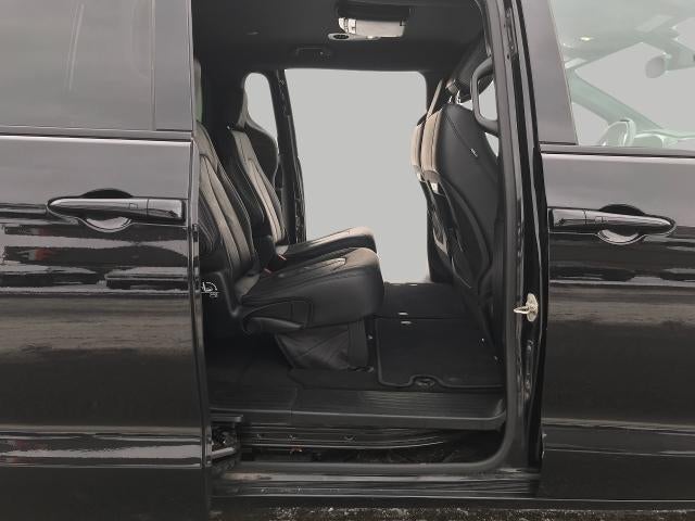 2018 Chrysler Pacifica Touring L FWD