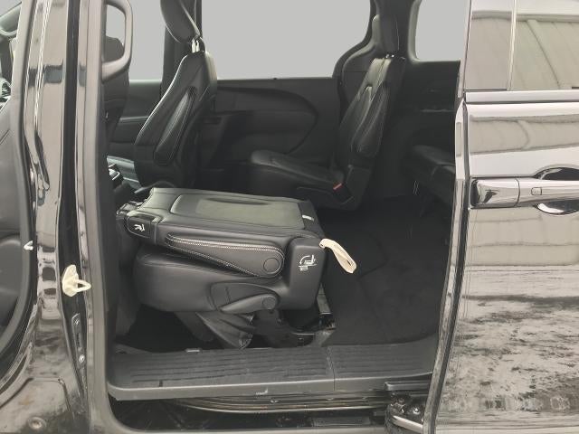 2018 Chrysler Pacifica Touring L FWD