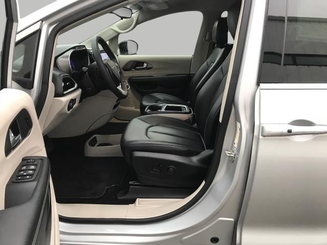 2024 Chrysler Pacifica Touring L FWD