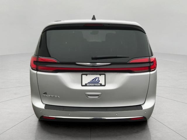 2024 Chrysler Pacifica Touring L FWD