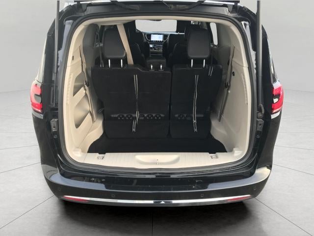 2024 Chrysler Pacifica Touring L FWD