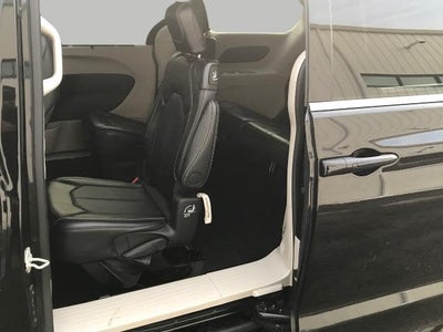 2024 Chrysler Pacifica Touring L FWD