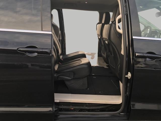 2024 Chrysler Pacifica Touring L FWD