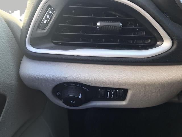 2024 Chrysler Pacifica Touring L FWD