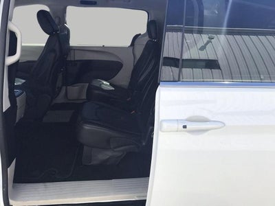 2024 Chrysler Pacifica Touring L FWD