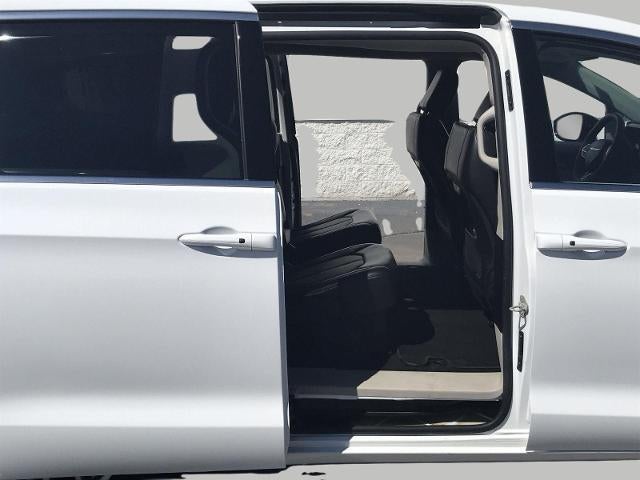 2024 Chrysler Pacifica Touring L FWD