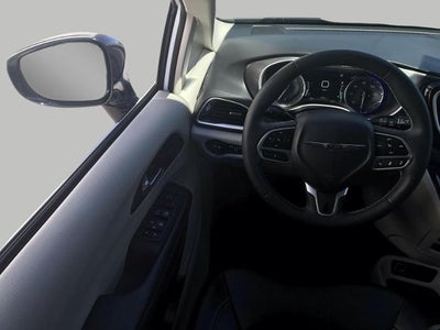 2024 Chrysler Pacifica Touring L FWD