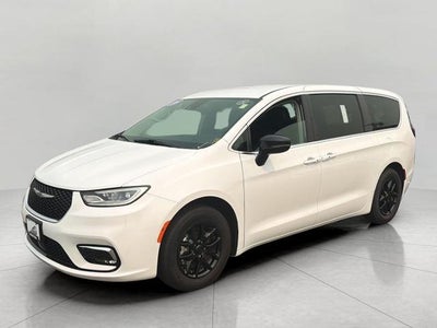 2024 Chrysler Pacifica Touring L FWD