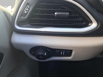 2024 Chrysler Pacifica Touring L FWD