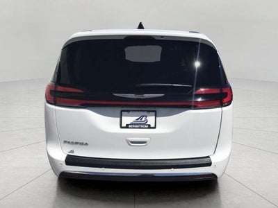 2024 Chrysler Pacifica Touring L FWD