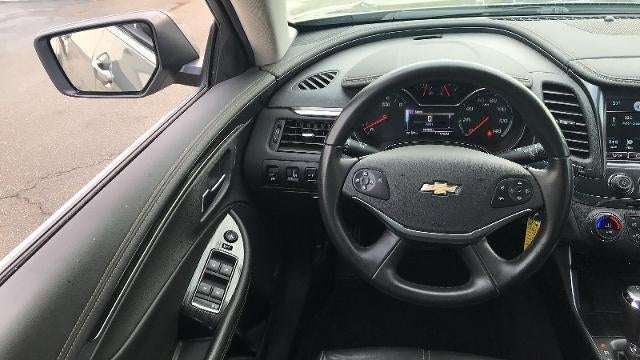 2017 Chevrolet Impala 4dr Sdn LT w/1LT