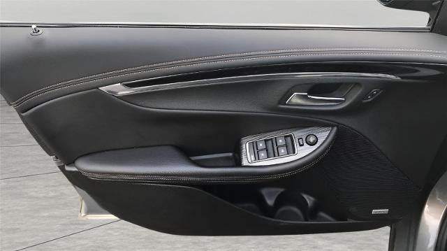 2017 Chevrolet Impala 4dr Sdn LT w/1LT