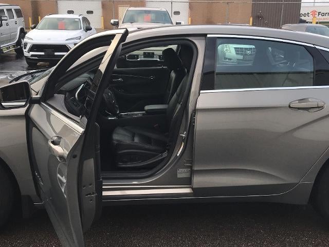 2017 Chevrolet Impala 4dr Sdn LT w/1LT