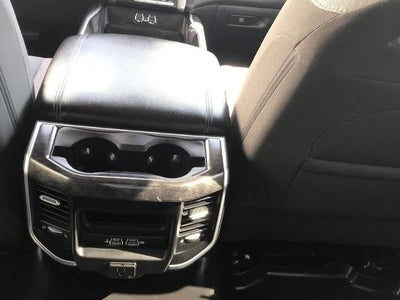 2020 RAM 2500 Big Horn 4x4 Crew Cab 6'4 Box