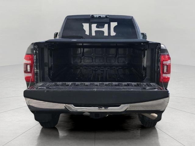 2020 RAM 2500 Big Horn 4x4 Crew Cab 6'4 Box