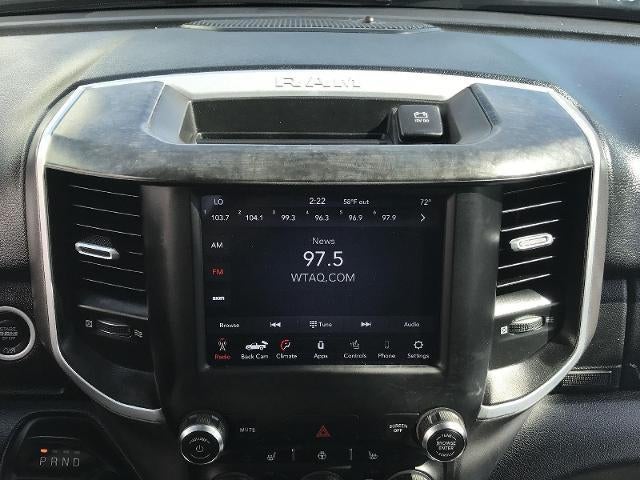 2020 RAM 2500 Big Horn 4x4 Crew Cab 6'4 Box
