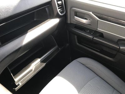 2020 RAM 2500 Big Horn 4x4 Crew Cab 6'4 Box