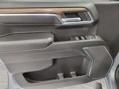 2023 Chevrolet Silverado 1500 4WD Crew Cab 147 RST