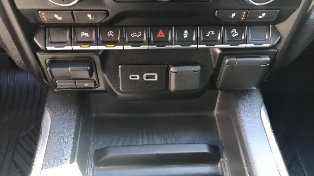 2020 Chevrolet Silverado 1500 4WD Crew Cab 147 RST