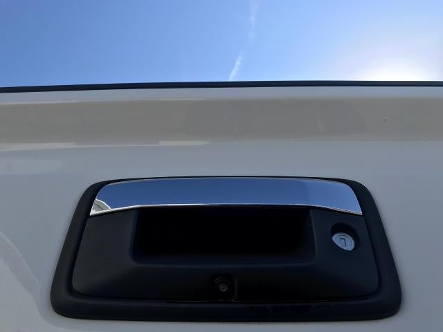 2016 GMC Sierra 1500 4WD Crew Cab 143.5 SLT