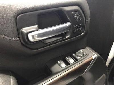 2022 GMC Sierra 1500 Limited 4WD Crew Cab 147 SLT