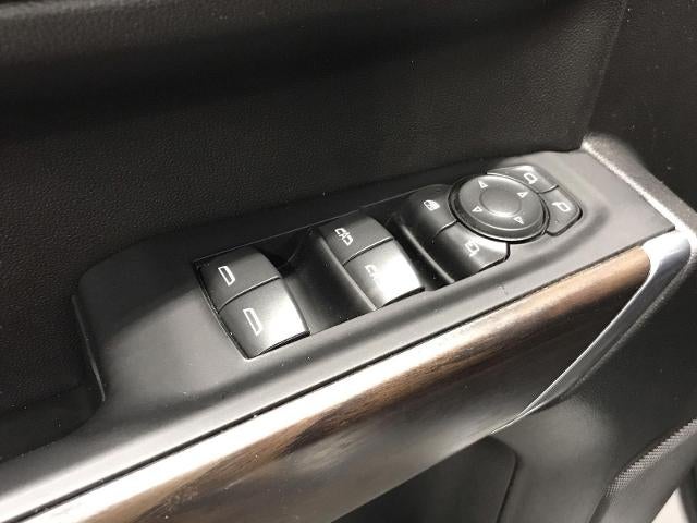 2022 GMC Sierra 1500 Limited 4WD Crew Cab 147 SLT