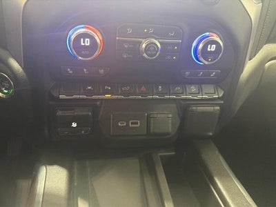 2022 GMC Sierra 1500 Limited 4WD Crew Cab 147 SLT