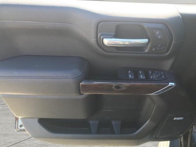 2022 GMC Sierra 1500 Limited 4WD Crew Cab 147 SLT