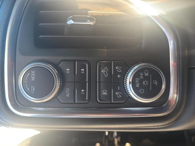 2020 GMC Sierra 1500 4WD Crew Cab 147 Denali