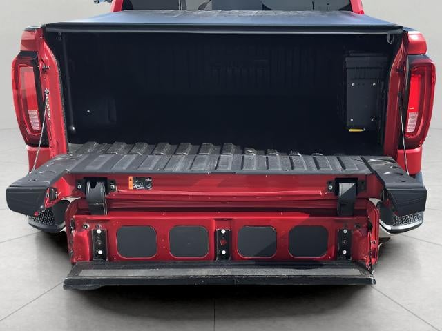 2023 GMC Sierra 1500 4WD Crew Cab 147 SLT