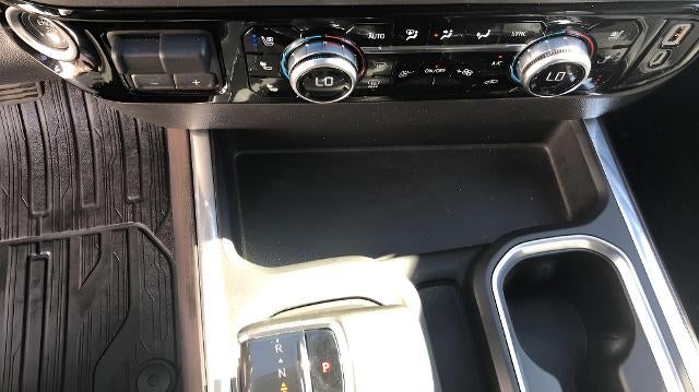 2024 GMC Sierra 1500 4WD Crew Cab 147 SLT