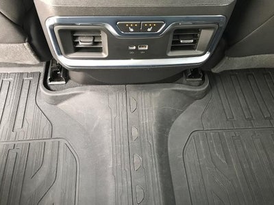 2022 GMC Sierra 1500 4WD Crew Cab 147 SLT