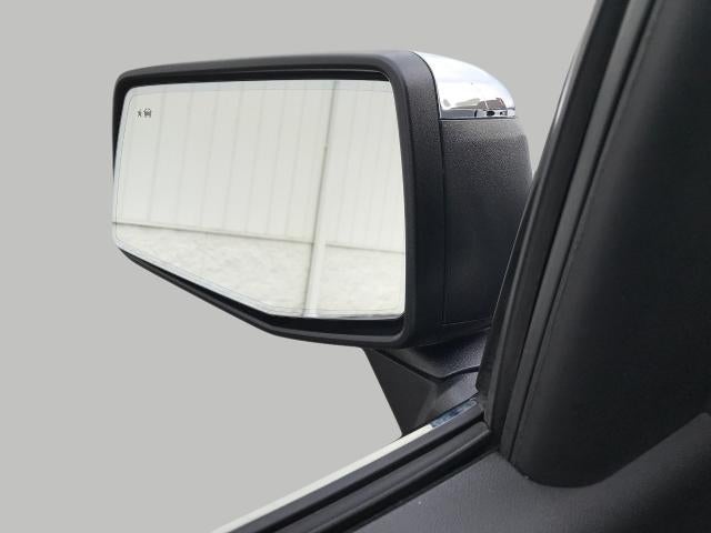 2022 GMC Sierra 1500 4WD Crew Cab 147 SLT