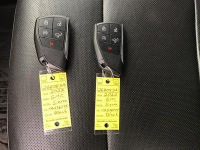 2022 GMC Sierra 1500 4WD Crew Cab 147 SLT