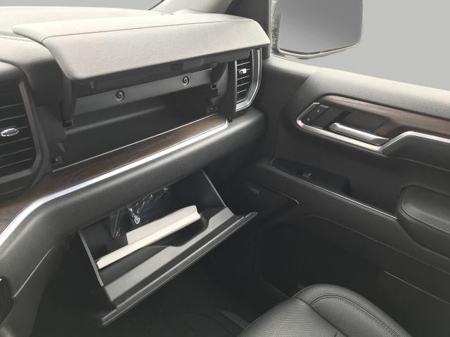 2022 GMC Sierra 1500 4WD Crew Cab 147 SLT