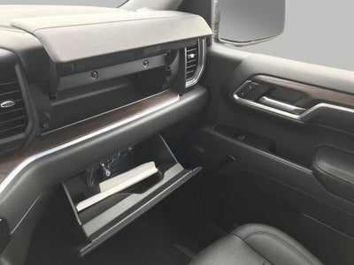 2022 GMC Sierra 1500 4WD Crew Cab 147 SLT