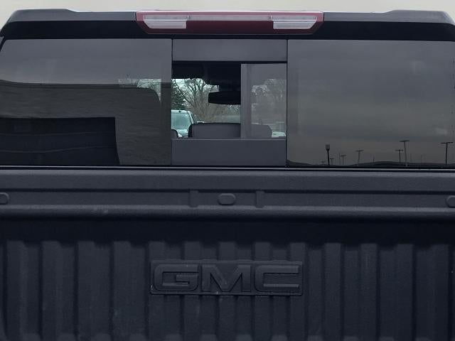 2022 GMC Sierra 1500 4WD Crew Cab 147 SLT
