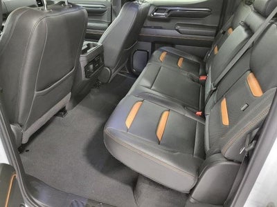 2024 GMC Sierra 1500 4WD Crew Cab 147 AT4