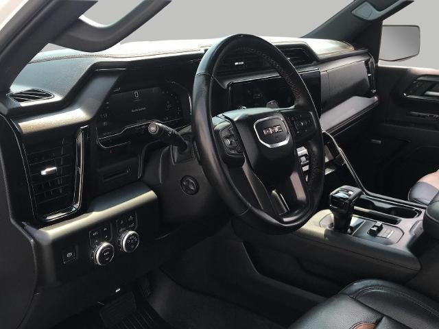 2024 GMC Sierra 1500 4WD Crew Cab 147 AT4