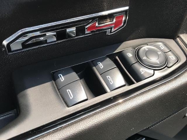 2024 GMC Sierra 1500 4WD Crew Cab 147 AT4