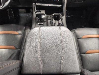 2024 GMC Sierra 1500 4WD Crew Cab 147 AT4