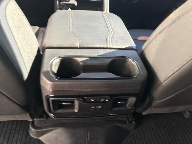 2024 GMC Sierra 1500 4WD Crew Cab 147 AT4