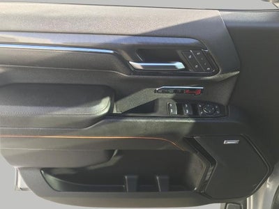 2024 GMC Sierra 1500 4WD Crew Cab 147 AT4