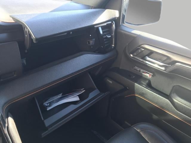 2024 GMC Sierra 1500 4WD Crew Cab 147 AT4