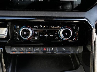 2024 GMC Sierra 1500 4WD Crew Cab 147 AT4