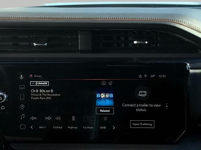 2024 GMC Sierra 1500 4WD Crew Cab 147 AT4