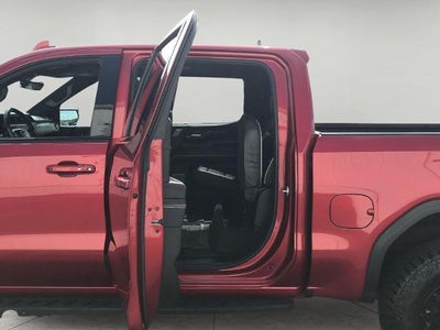 2023 GMC Sierra 1500 4WD Crew Cab 147 AT4X