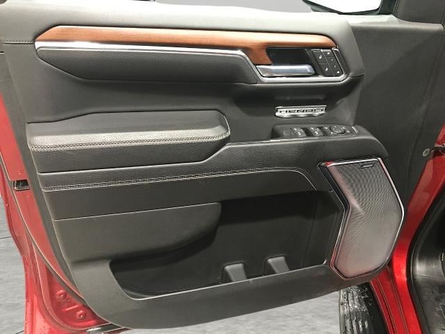 2023 GMC Sierra 1500 4WD Crew Cab 147 Denali