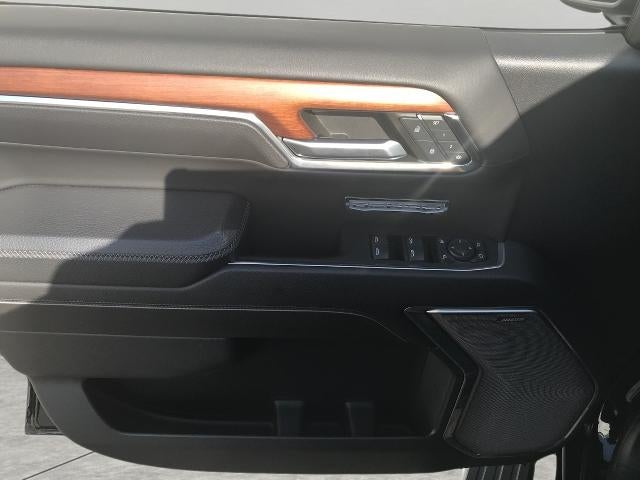 2023 GMC Sierra 1500 4WD Crew Cab 147 Denali