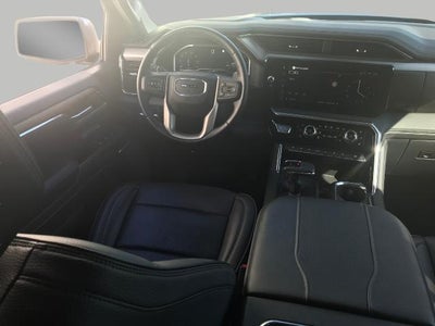 2023 GMC Sierra 1500 4WD Crew Cab 147 Denali